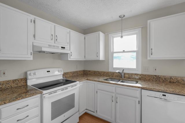 5875 Parkbridge Lane, Dublin, OH 43016