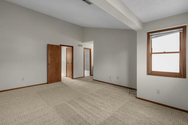 5875 Parkbridge Lane, Dublin, OH 43016