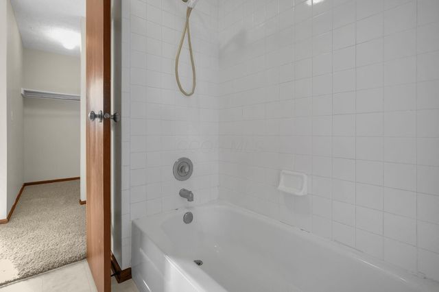 5875 Parkbridge Lane, Dublin, OH 43016