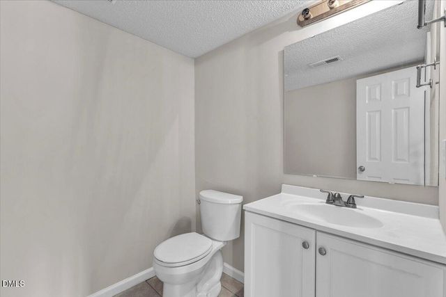 512 Smokeridge Lane, Raleigh, NC 27615