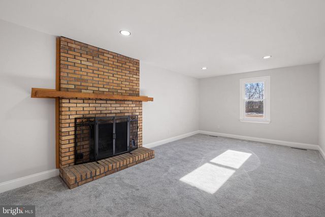 229 SAW MILL BRANCH RD, Townsend, DE 19734