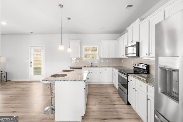 100 Petunia Court, Mcdonough, GA 30252