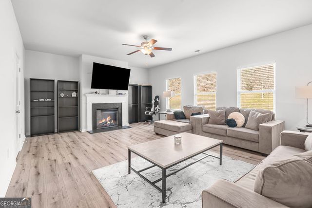 100 Petunia Court, Mcdonough, GA 30252