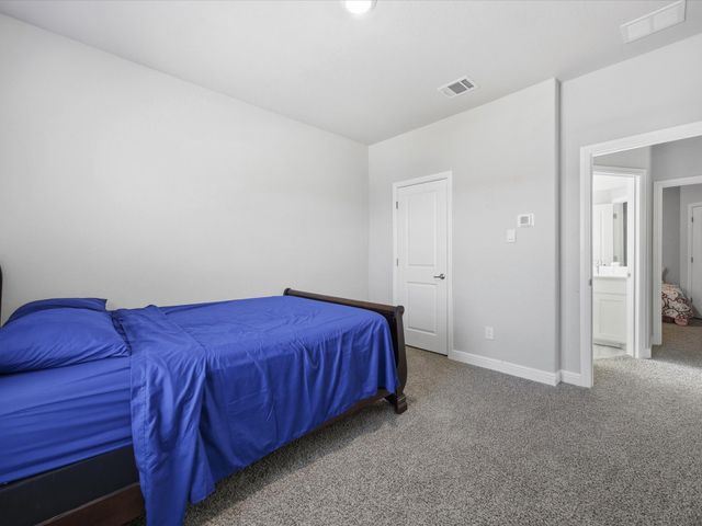 186 Dogwood Avenue, Rhome, TX 76078