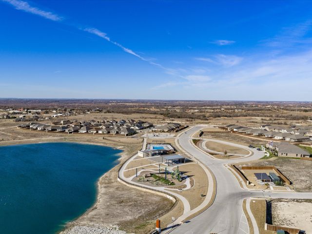 186 Dogwood Avenue, Rhome, TX 76078