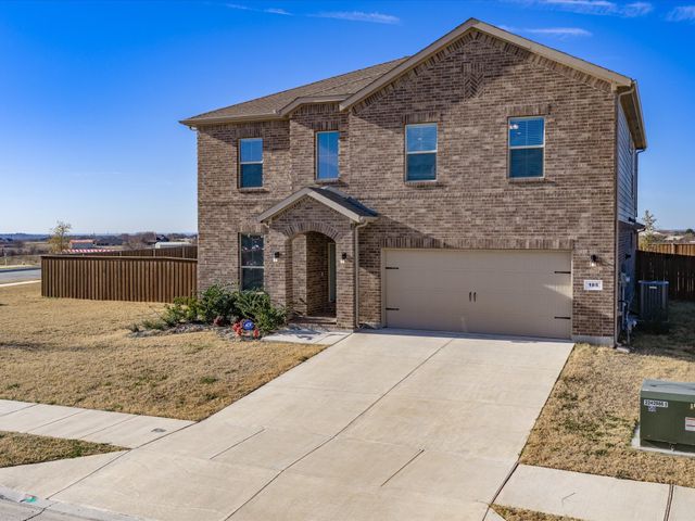 186 Dogwood Avenue, Rhome, TX 76078