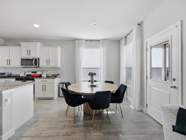 186 Dogwood Avenue, Rhome, TX 76078