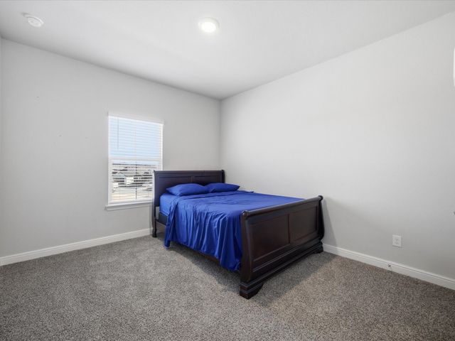 186 Dogwood Avenue, Rhome, TX 76078