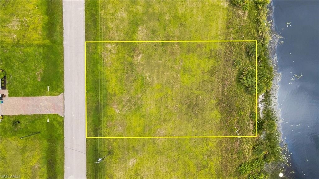 1250 NE 40th ST, CAPE CORAL, FL 33909 — photo 5