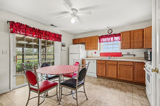 9096 Carolina Court, Merrillville, IN 46410