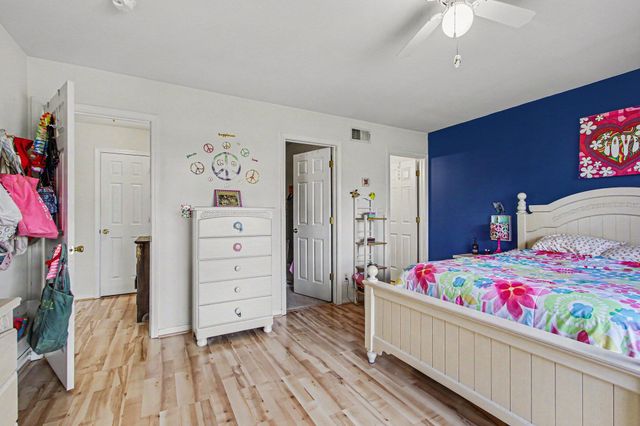 9096 Carolina Court, Merrillville, IN 46410