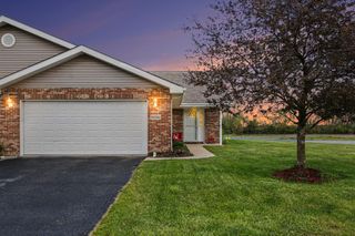 9096 Carolina Court, Merrillville, IN 46410
