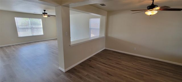 116 Pheasant TRL, Bastrop, TX 78602
