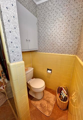 1403 Amarillo Street, Plainview, TX 79072