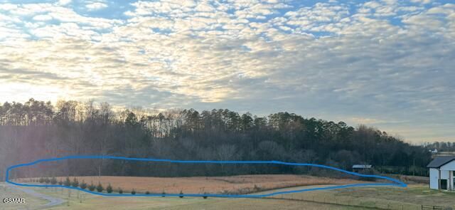 194 County Line Road, Dandridge, TN 37725