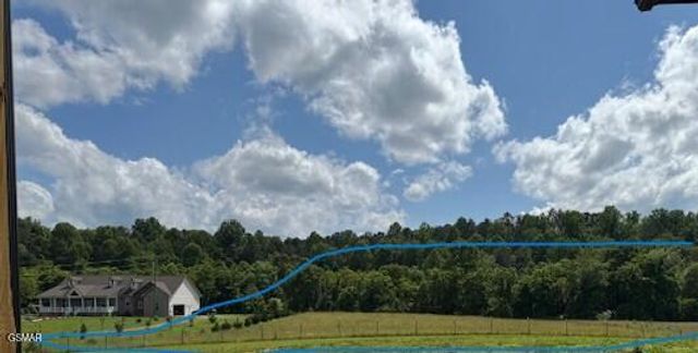 194 County Line Road, Dandridge, TN 37725