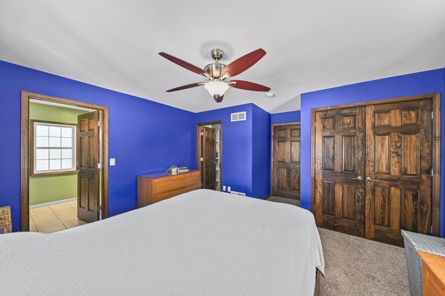 8152 Stickney AVENUE, Wauwatosa, WI 53213