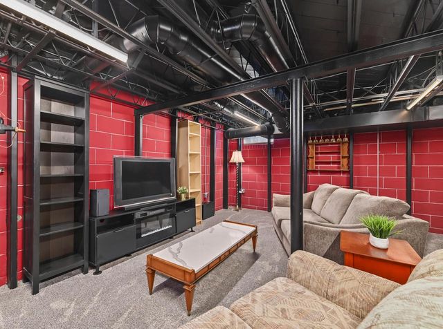 8152 Stickney AVENUE, Wauwatosa, WI 53213