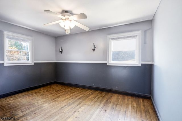 2 Scenic Dr, Green Twp., NJ 07821