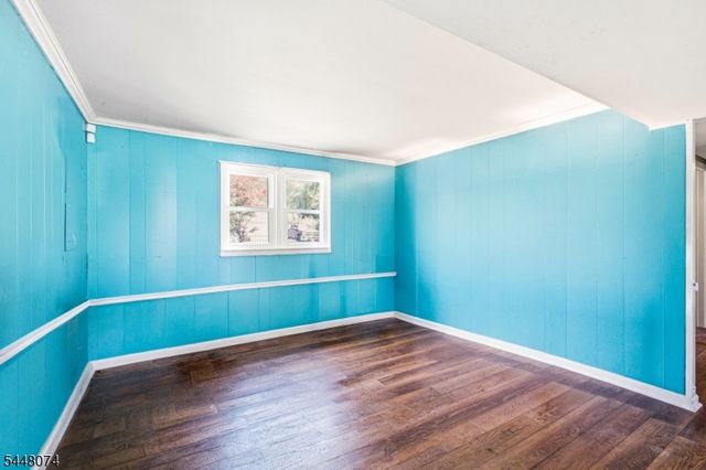 2 Scenic Dr, Green Twp., NJ 07821