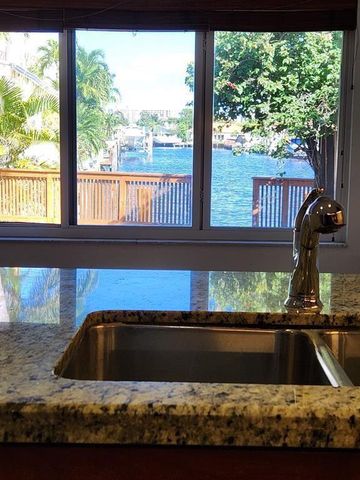 5760 NE 27TH Avenue B, Fort Lauderdale, FL 33308