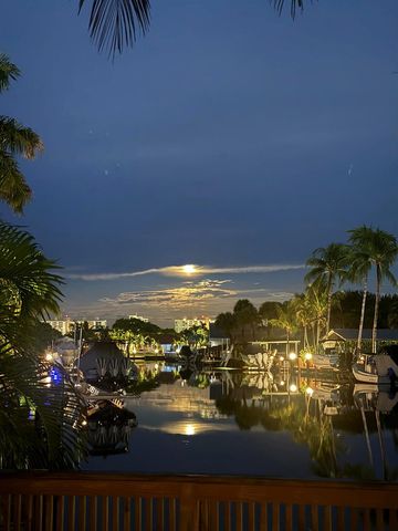 5760 NE 27TH Avenue B, Fort Lauderdale, FL 33308