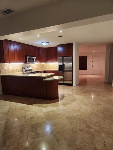 5760 NE 27TH Avenue B, Fort Lauderdale, FL 33308