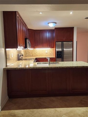 5760 NE 27TH Avenue B, Fort Lauderdale, FL 33308