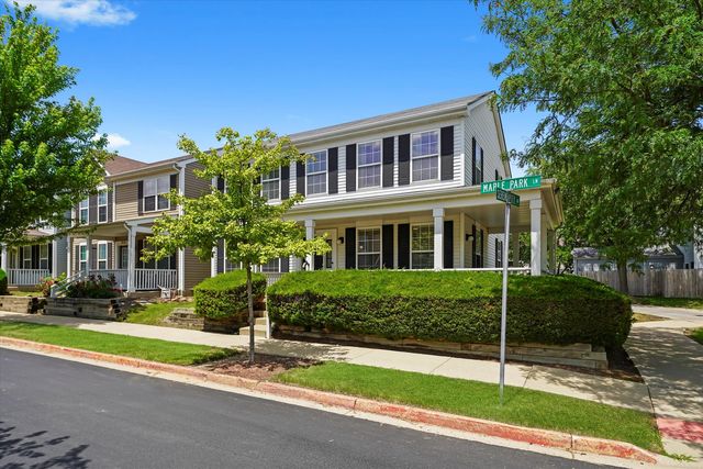 1718 Maple Park Lane, Aurora, IL 60504