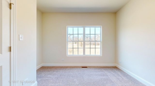 204 Crystal Lane, Steger, IL 60475