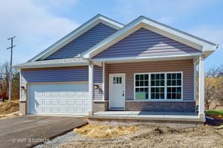 204 Crystal Lane, Steger, IL 60475