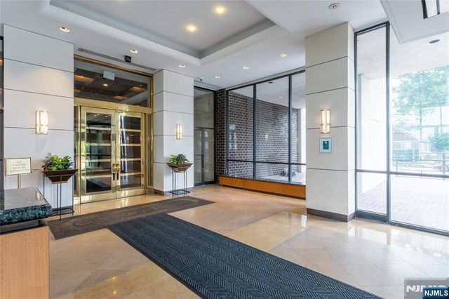 1600 Parker Avenue 20A, Fort Lee, NJ 07024