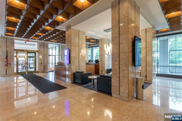1600 Parker Avenue 20A, Fort Lee, NJ 07024