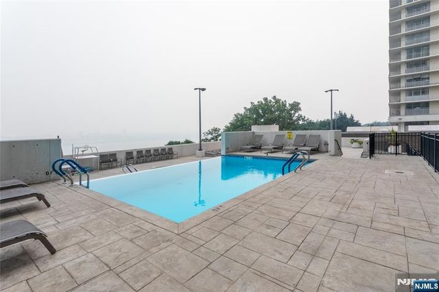 1600 Parker Avenue 20A, Fort Lee, NJ 07024