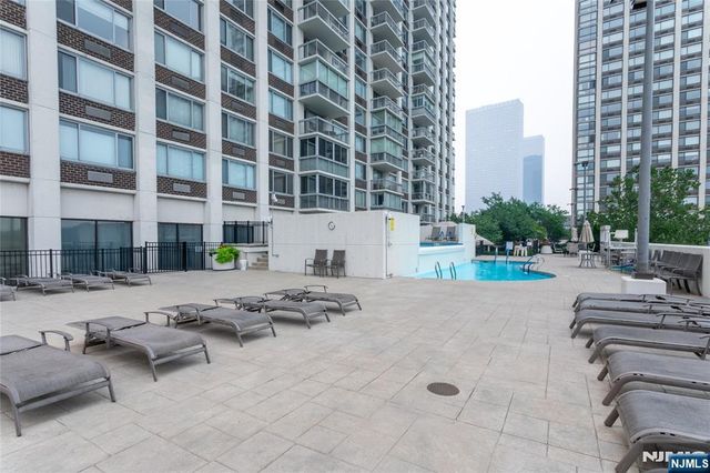 1600 Parker Avenue 20A, Fort Lee, NJ 07024