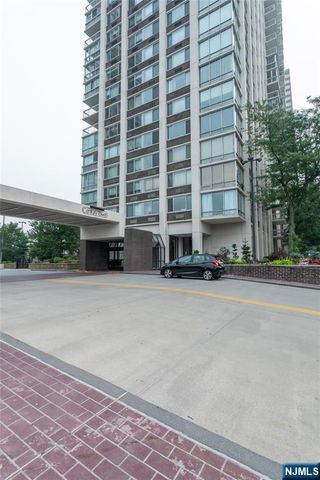 1600 Parker Avenue 20A, Fort Lee, NJ 07024
