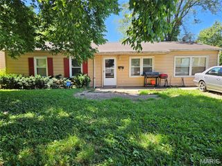 23 Westwood Drive, Cahokia, IL 62206