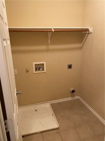 2670 Crazyhorse PASS, Austin, TX 78734