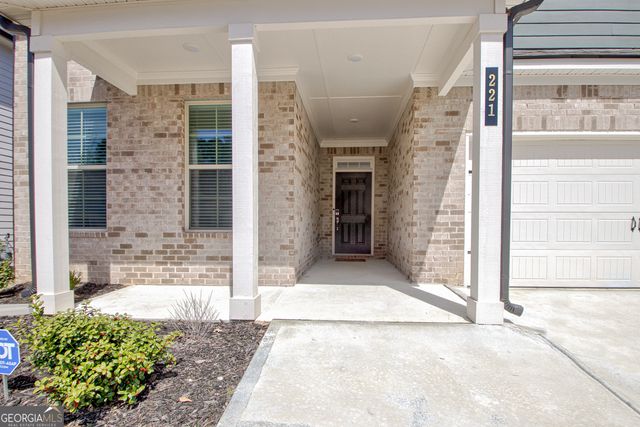 221 Caledonia Court, Peachtree City, GA 30269