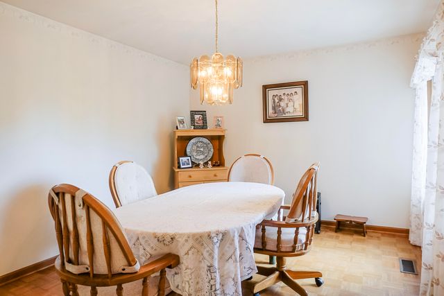 8735 Hanley Lane, Crown Point, IN 46307