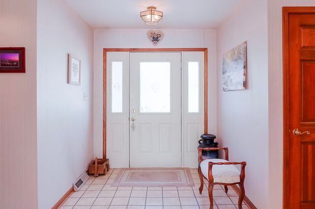 8735 Hanley Lane, Crown Point, IN 46307