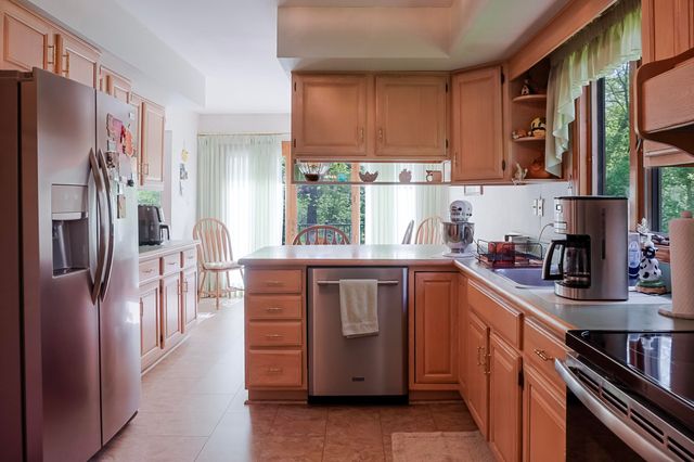 8735 Hanley Lane, Crown Point, IN 46307