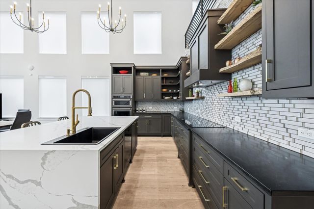 11123 Lakeside DR, Jonestown, TX 78645