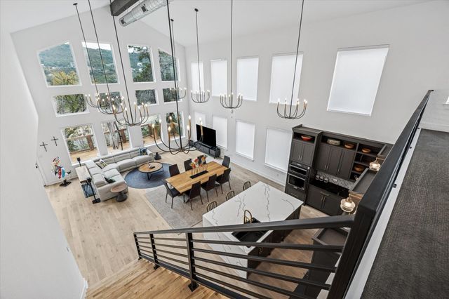 11123 Lakeside DR, Jonestown, TX 78645