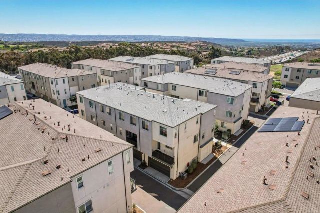 5265 Beachfront Cove Street 167, San Diego, CA 92154