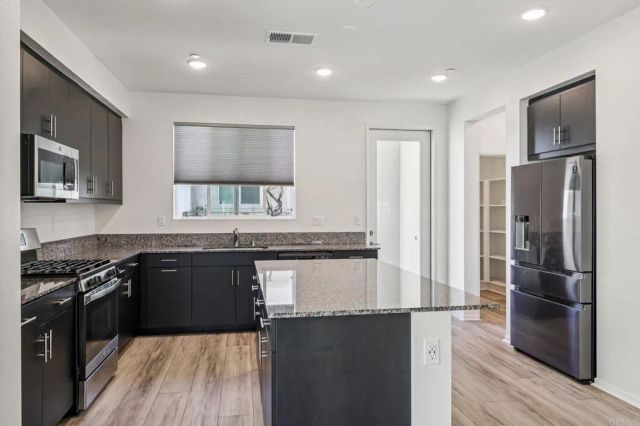 5265 Beachfront Cove Street 167, San Diego, CA 92154