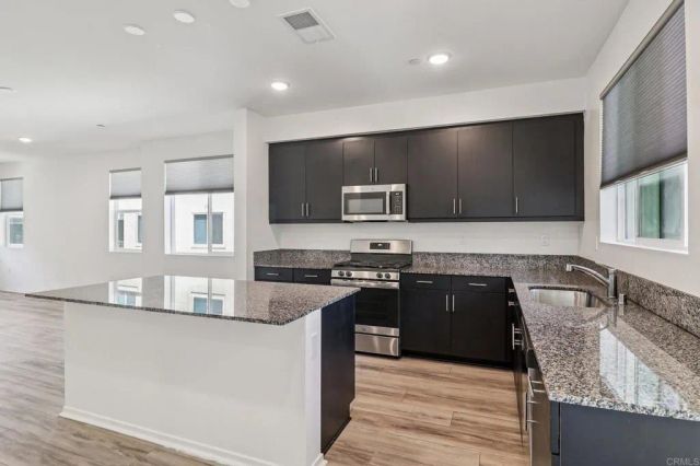 5265 Beachfront Cove Street 167, San Diego, CA 92154