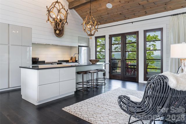 532 Tsali Crossing N 26, Bryson City, NC 28713