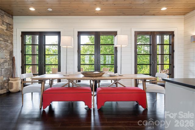 532 Tsali Crossing N 26, Bryson City, NC 28713