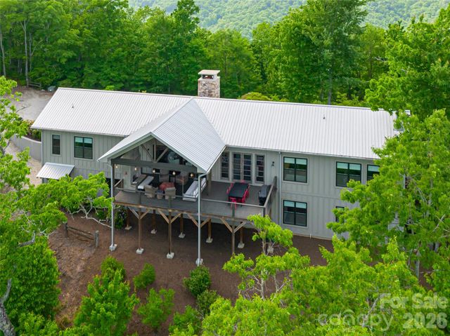 532 Tsali Crossing N 26, Bryson City, NC 28713